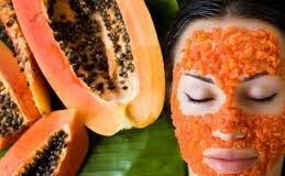 पपीते के गूदे में मिलाएं बस एक चीज, और फिर चेहरे पर लगाएं