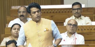 ‘हम पत्नी के पैर छुइला…’, सदन में बोले रवि किशन, हंस पड़े सारे सांसद