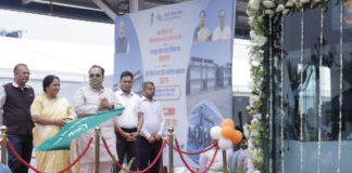 दिल्ली की सीएम रेखा गुप्ता ने 200 नई इलेक्ट्रिक बसों को दी हरी झंडी