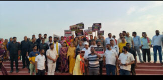 महिला आरक्षण बिल पर कांग्रेस के विरुद्ध महिलाओं ने प्रीति उमर के नेतृत्व में निकला मार्च