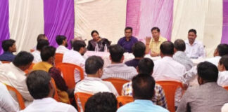 फर्रुखाबाद: पोस मशीन से शत प्रतिशत शराब की बिक्री हो :जीपी गुप्ता