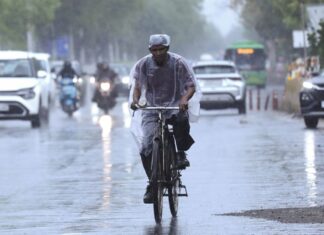 कहीं तूफान तो कहीं भारी बारिश, इन राज्यों में भीषण लू का अलर्ट