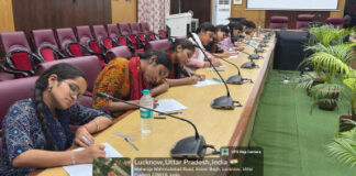 भातखण्डे विवि में भाषण एवं कहानी लेखन प्रतियोगिता