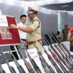 तेलंगाना भी अब नक्सलमुक्त? 42 नक्सलियों ने किया सरेंडर तेलंगाना भी अब नक्सलमुक्त? 42 नक्सलियों ने किया सरेंडर