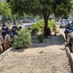 ‘मजदूरों ने चिल्ला बॉर्डर पर…’, नोएडा में हंगामे के बाद ट्रैफिक पुलिस का अपडेट 'मजदूरों ने चिल्ला बॉर्डर पर...', नोएडा में हंगामे के बाद ट्रैफिक पुलिस का अपडेट