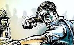 ओमेक्स रेजीडेंसी में सुरक्षा व्यवस्था को लेकर निवासियों में मारपीट