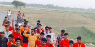 श्रावस्ती के सिसवारा घाट से कांवड़ यात्रा शुरू:पृथ्वीनाथ और बाबा विभूतिनाथ मंदिर के लिए श्रद्धालु हुए रवाना