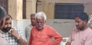जिला पंचायत अध्यक्ष संजय चौधरी अस्पताल पहुंचे:बीमार लालचंद चौधरी का हालचाल जाना, बेहतर इलाज के निर्देश