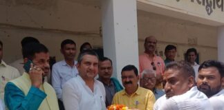प्रधानाचार्य परिषद की शैक्षिक संगोष्ठी आयोजित:सिद्धार्थनगर में सेवानिवृत्त व नवागत प्रधानाचार्यों का सम्मान, शिक्षा सुधार पर चर्चा