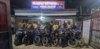 रहीमाबाद पुलिस ने दबोचे 4 जुआरी, 10 बाइक बरामद