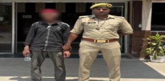फर्जी दस्तावेज बनाकर जमीन हड़पने की साजिश का आरोपी गिरफ्तार