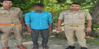 यातायात आरक्षी को कार से घसीटने वाला चालक गिरफ्तार