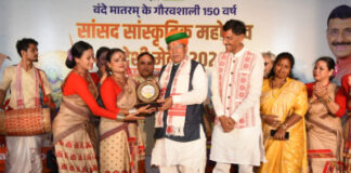 रांची के आड्रे हाउस में सांसद सांस्कृतिक महोत्सव सह स्वदेशी मेला का समापन