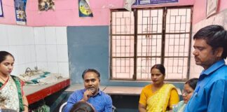 कप्तानगंज सीएचसी में HPV वैक्सीनेशन:बेटियों को सर्वाइकल कैंसर से बचाव का संदेश