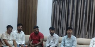 नौतनवा में विधायक ने बिजली समस्याओं पर बैठक की:अधिकारियों को निर्देश दिए, सुधार न होने पर कार्रवाई की बात