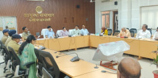 निजी वाहनों को व्यवसायिक प्रयोग में लाने वाले वाहन स्वामियों के विरूद्ध होगी कठोर कार्यवाही – मण्डलायुक्त