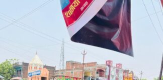 डुमरियागंज में भीषण गर्मी से राहत:नगर पंचायत ने बैदौला चौराहे पर शीतल पेयजल, गुड़ की व्यवस्था की