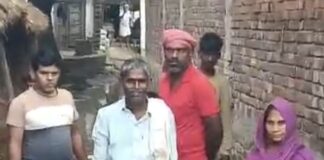 मल्हीपुर खुर्द के मोगला में जलनिकासी ठप:बारिश में सड़कों पर जलभराव से ग्रामीण परेशान
