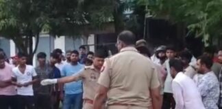 ट्रक ने साइकिल सवार बुजुर्ग को मारी टक्कर, मौत:महराजगंज के रामपुरवा चौराहे पर हुआ हादसा, पुलिस जांच में जुटी