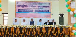 मुरादाबाद जनपद न्यायालय में राष्ट्रीय लोक अदालत के 2 लाख 19 हजार 331 मामलों का निपटारा