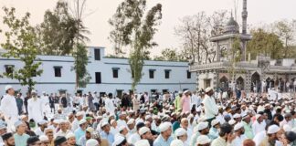 महाराजगंज सिविल लाइन में ईद उल अजहा की नमाज अदा:ईदगाह में देश में अमन-चैन की दुआ मांगी गई