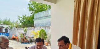 शनिचरा में जनगणना की स्व-गणना प्रक्रिया शुरू:पूर्व मंत्री डॉ. सतीश द्विवेदी ने लोगों से सहयोग की अपील की