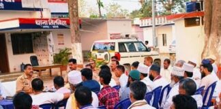 सिरसिया थाने में बकरीद को लेकर पीस कमेटी की बैठक:शांतिपूर्ण त्योहार मनाने और विवाद में सूचित करने की अपील, अफवाहों से बचने की सलाह