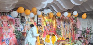 जिहुरा मरौचा में भागवत कथा का आयोजन:कृष्ण जन्मोत्सव धूमधाम से संपन्न, पांचवे दिन उमड़ी भक्तों की भीड़