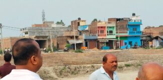 सिसवा अध्यक्ष प्रतिनिधि ने छठघाट निर्माण का निरीक्षण किया:गुणवत्ता बनाए रखने और मानसून से पहले पूरा करने के निर्देश