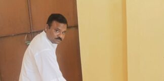 सरस्वती विद्या मंदिर में छात्र संसद का चुनाव:नानपारा में प्रधानमंत्री, कन्या भारती अध्यक्षा पदों के लिए वोटिंग