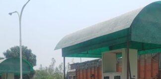 पेट्रोल पंप सेल्समैन की हत्या, मालिक पर केस दर्ज:पत्नी ने रुपये के विवाद में हत्या का आरोप लगाया; मालिक फरार