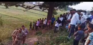 सिद्धार्थनगर केजी बांध पर सफेद बोरे से हड़कंप:इंसान के शव की फैली अफवाह, जांच में मृत कुत्ते का शव निकला