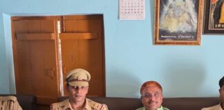 बृजमनगंज में प्रधान संघ अध्यक्ष हाउस अरेस्ट:लखनऊ में प्रस्तावित धरने में जाने से रोका