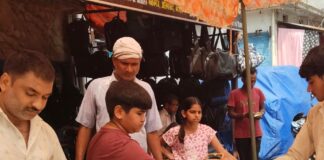 नवाबगंज में तीसरे बड़े मंगल पर भंडारे का आयोजन:कस्बे और आसपास के क्षेत्रों में श्रद्धालुओं ने ग्रहण किया प्रसाद