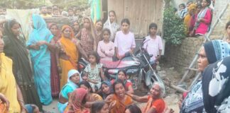 मेढंहुआ में युवक का शव फंदे से लटका मिला:संदिग्ध परिस्थितियों में मौत, पुलिस ने शव पोस्टमार्टम के लिए भेजा