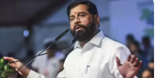 महाराष्ट्र के उपमुख्यमंत्री ने कहा कि प्याज पर अमित शाह की बैठक में होगा फैसला