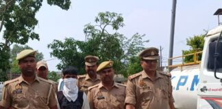 शोहरतगढ़ में चोरी का आरोपी गिरफ्तार:पुलिस ने बरामद सामानों के साथ जेल भेजा