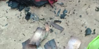 सिलेंडर फटने से लाखों का नुकसान:सिद्धार्थनगर के कोडर गांव में नकदी-सामान जलकर राख, कोई हताहत नहीं