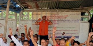 गोविंद नगर मिल पर श्रमिकों का धरना 324वें दिन जारी:बंद मिल चालू करने और बकाया भुगतान की मांग