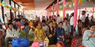 श्रावस्ती में 77 जोड़ों का हुआ सामूहिक विवाह:25 हजार रुपये के उपहार दिए गए, 15 हजार रुपए भोजन पर खर्च किए गए