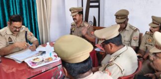 अपर पुलिस अधीक्षक ने किया थाना इकौना का अर्दली रूम