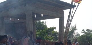 केदारपुरवा में बड़े मंगल को हुआ विशाल भंडारे का आयोजन:दूर-दूर से आए भक्तों ने ग्रहण किया प्रसाद, ग्रामीणों ने किया सहयोग