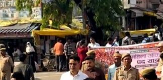 शोहरतगढ़ में विधायक संग महिलाओं की पदयात्रा:नारी शक्ति वंदन अधिनियम के समर्थन में भरी हुंकार