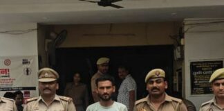 शोहरतगढ़ में अपहरण का आरोपी गिरफ्तार:पुलिस ने अभियुक्त मुबारक अली को न्यायालय में पेश कर जेल भेजा