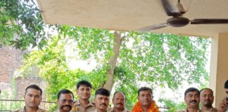 एसआई अभय पाण्डेय बने टिकोरा मोड़ चौकी प्रभारी:विशेश्वरगंज थाने से स्थानांतरित होकर नई जिम्मेदारी मिली