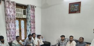 महराजगंज में पर्यावरण संरक्षण पर बैठक:ग्राम स्तर पर जागरूकता और पौधों के संरक्षण पर जोर