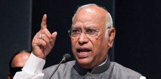 पेट्रो पदार्थों की महंगाई पर कांग्रेस हमलावर, खरगे बोले- जनता को राहत क्यों नहीं