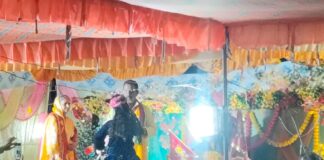 बृजमनगंज में भागवत कथा का आयोजन:कृष्ण की झांकी देख श्रद्धालु हुए मंत्रमुग्ध