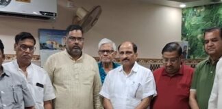 पूर्व नपा अध्यक्ष के पिता का निधन:बहराइच में व्यापार मंडल जिलाध्यक्ष व्यक्त की शोक संवेदना