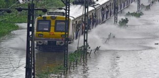 मुंबई मे बारिश से निपटने के लिए रेलवे के लिए खास तैयारी